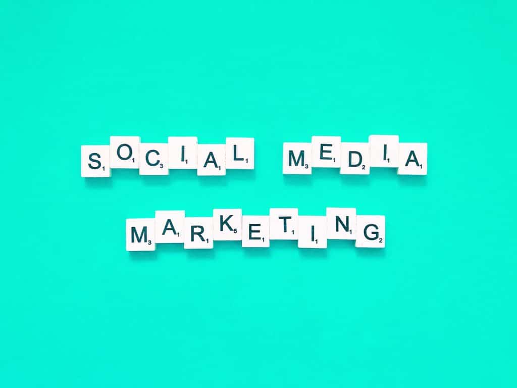Comparison of SEO and Social Media Marketing