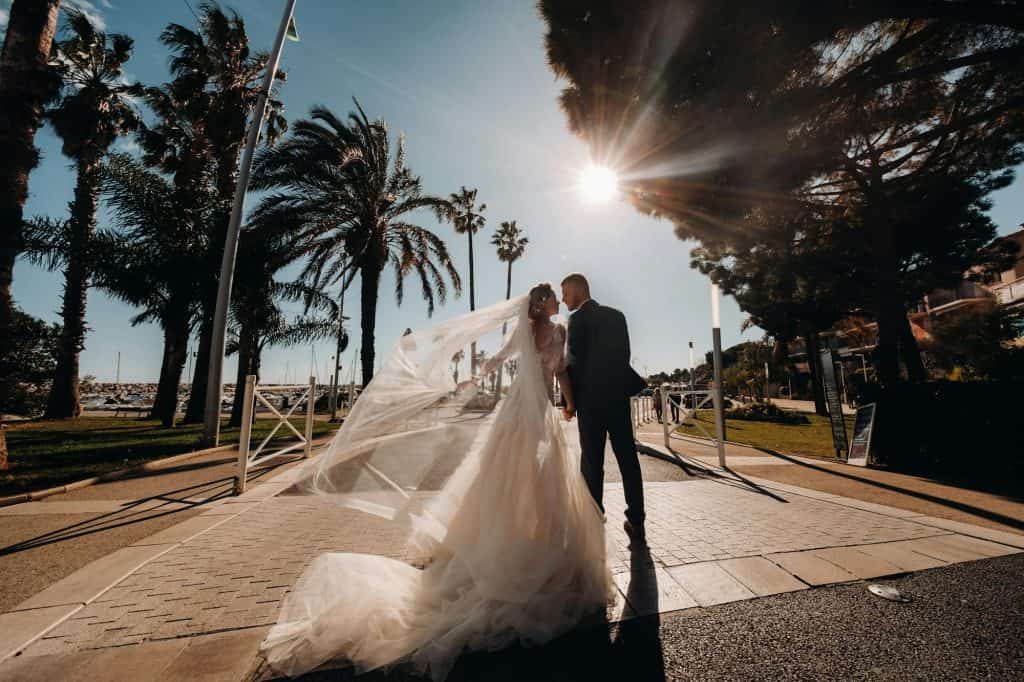 average cost of wedding photographer vancouver