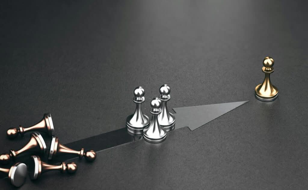 Personal leadership strategy. Competitive advantage.